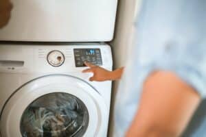 Washing Contaminated Clothing Can Lead to Asbestos Exposure