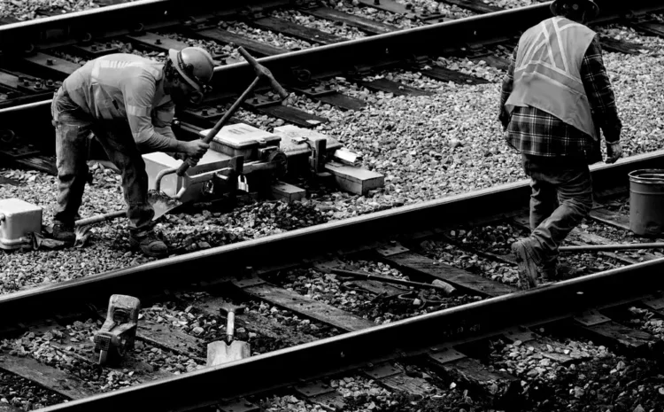  Legal Help for Retired Railroad Workers Seeking Asbestos Compensation